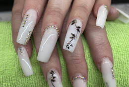 Regal Nails, Salon & Spa